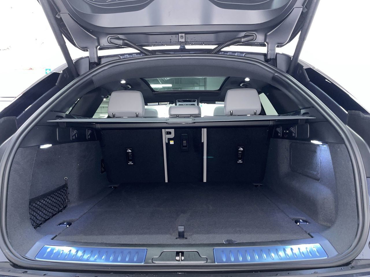 2026 Land Rover Range Rover Velar