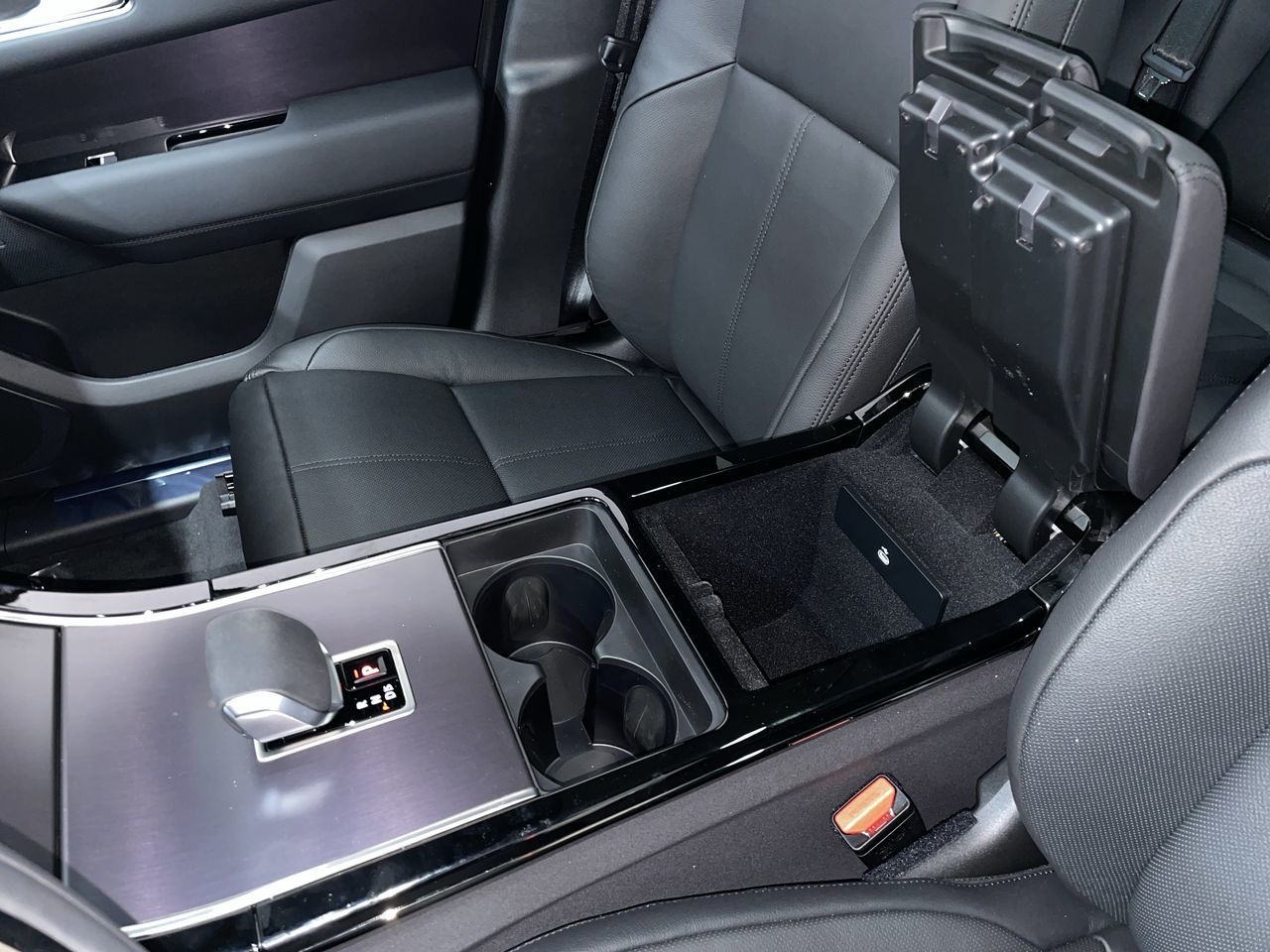 2026 Land Rover Range Rover Velar