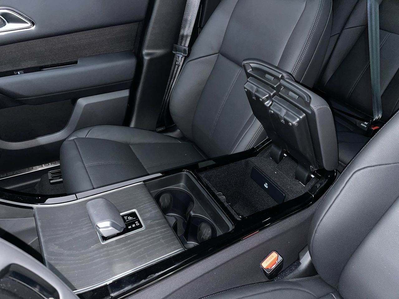 2026 Land Rover Range Rover Velar