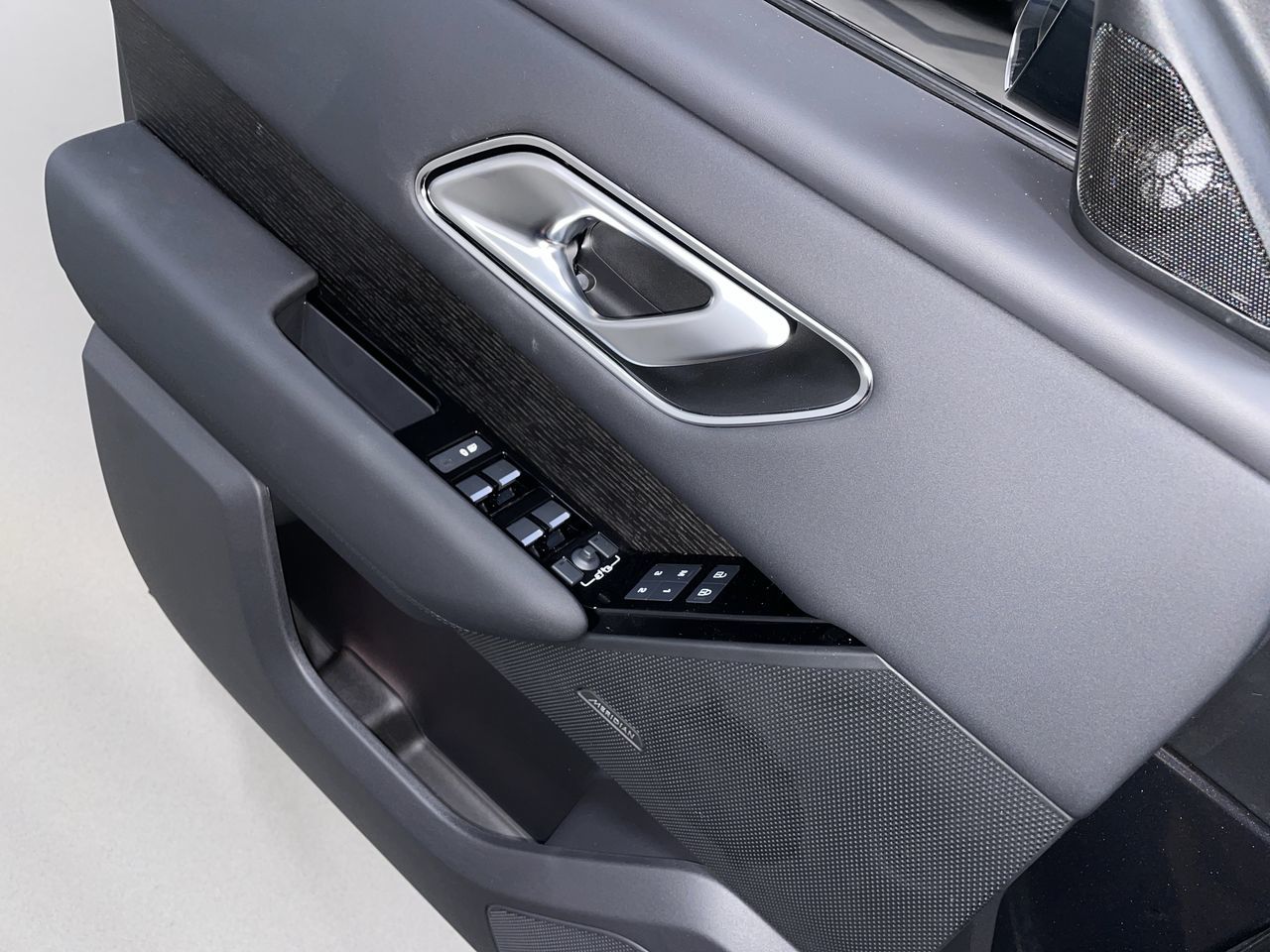 2026 Land Rover Range Rover Velar