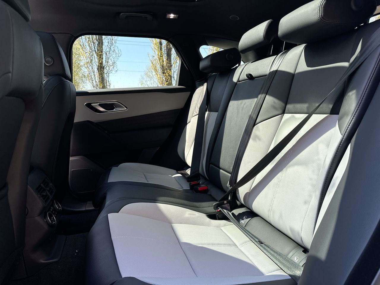 2026 Land Rover Range Rover Velar