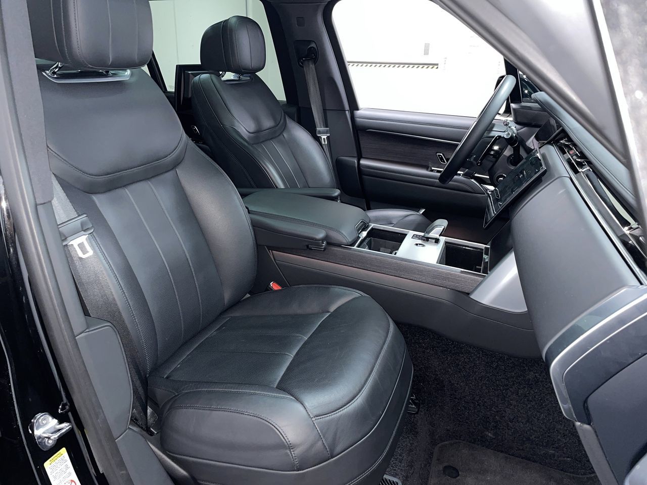 2024 Land Rover NEW RANGE ROVER in Vancouver, British Columbia