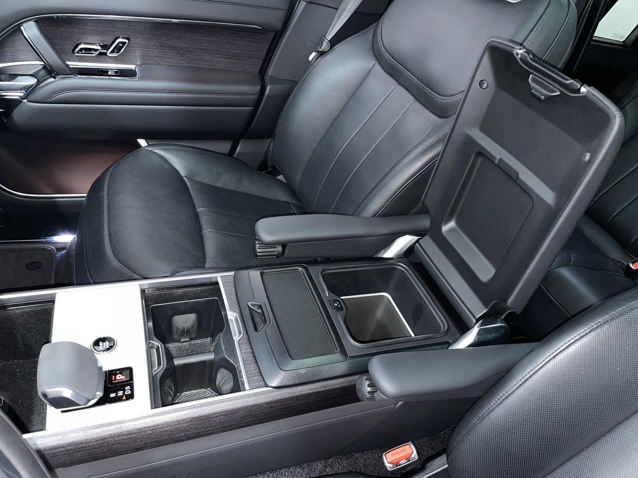 2024 Land Rover NEW RANGE ROVER in Vancouver, British Columbia