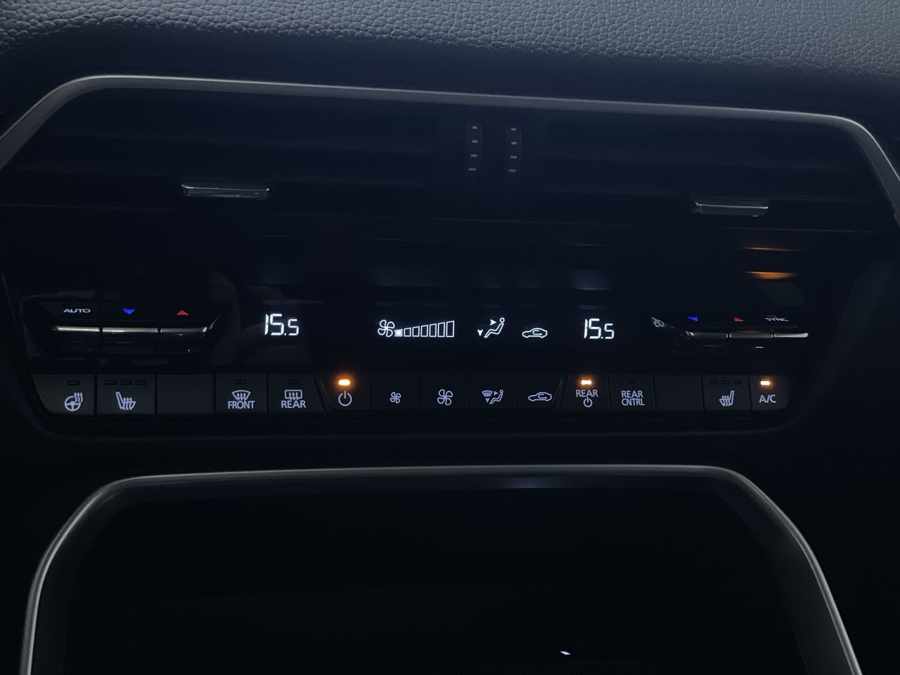 2025 Mazda CX-90 MHEV