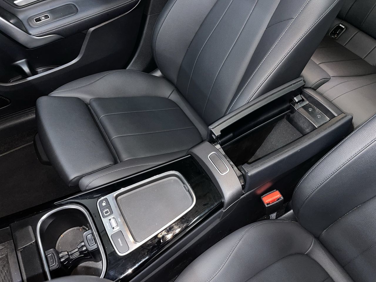 2025 Mercedes-Benz CLA250