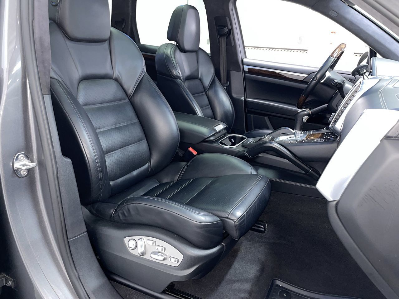2012 Porsche Cayenne