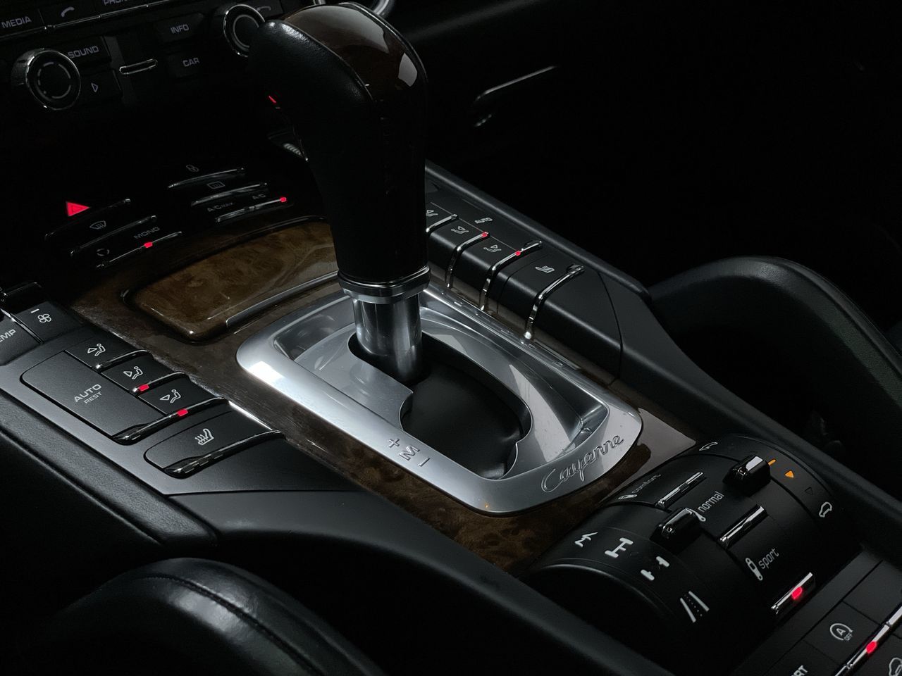 2012 Porsche Cayenne