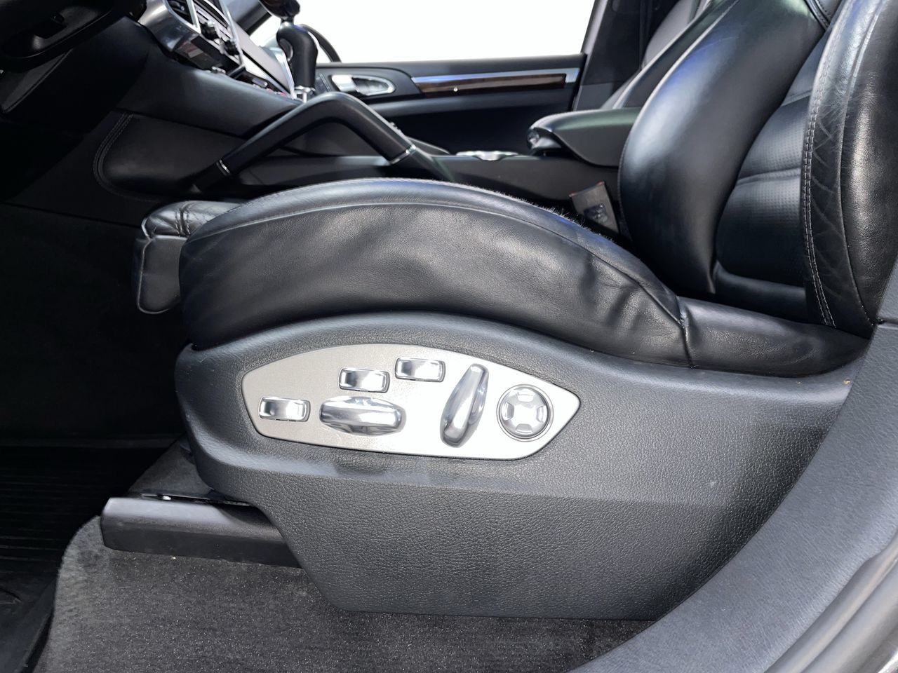2012 Porsche Cayenne