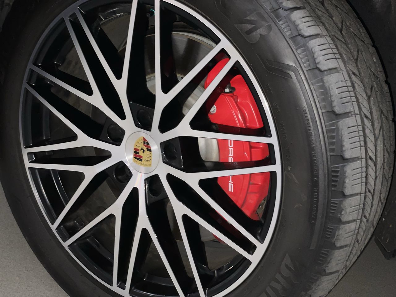 2024 Porsche Cayenne