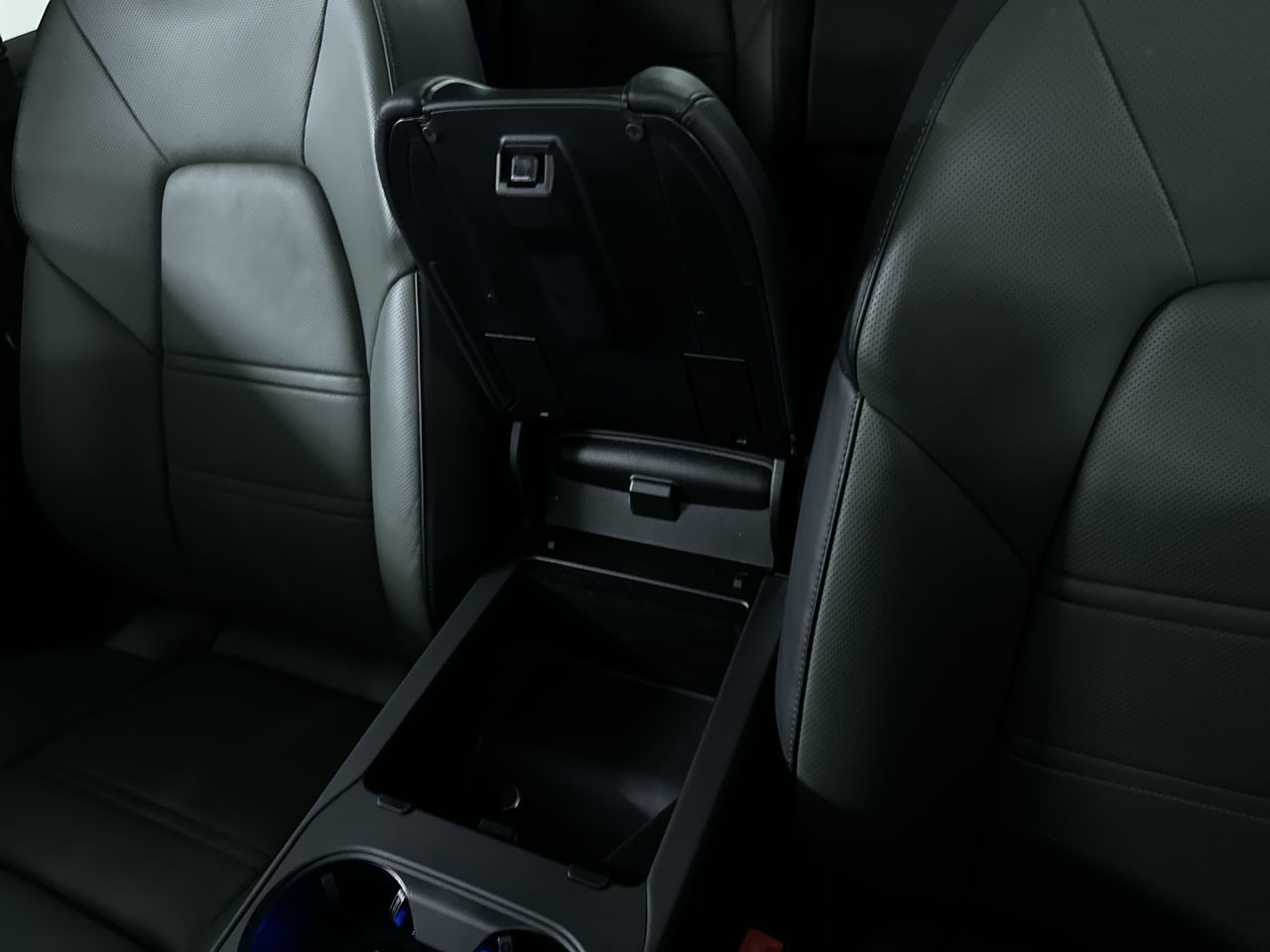 2024 Porsche Cayenne Coupe