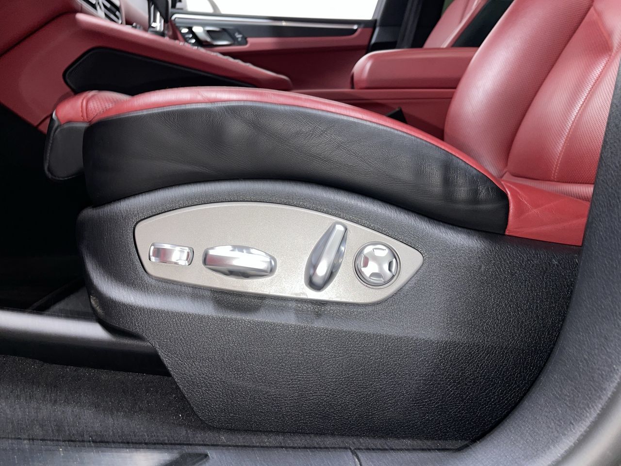 2021 Porsche Macan