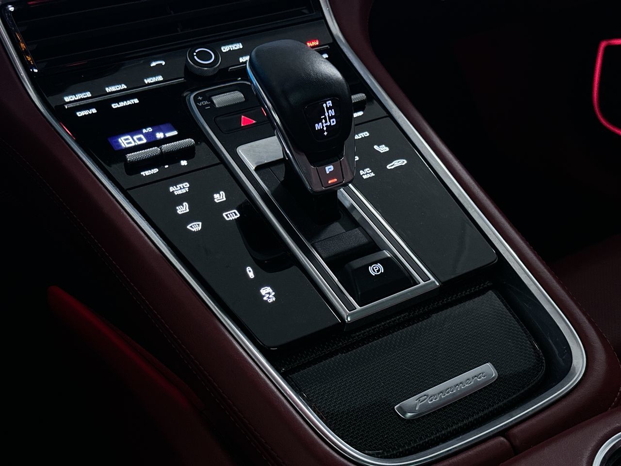 2017 Porsche Panamera