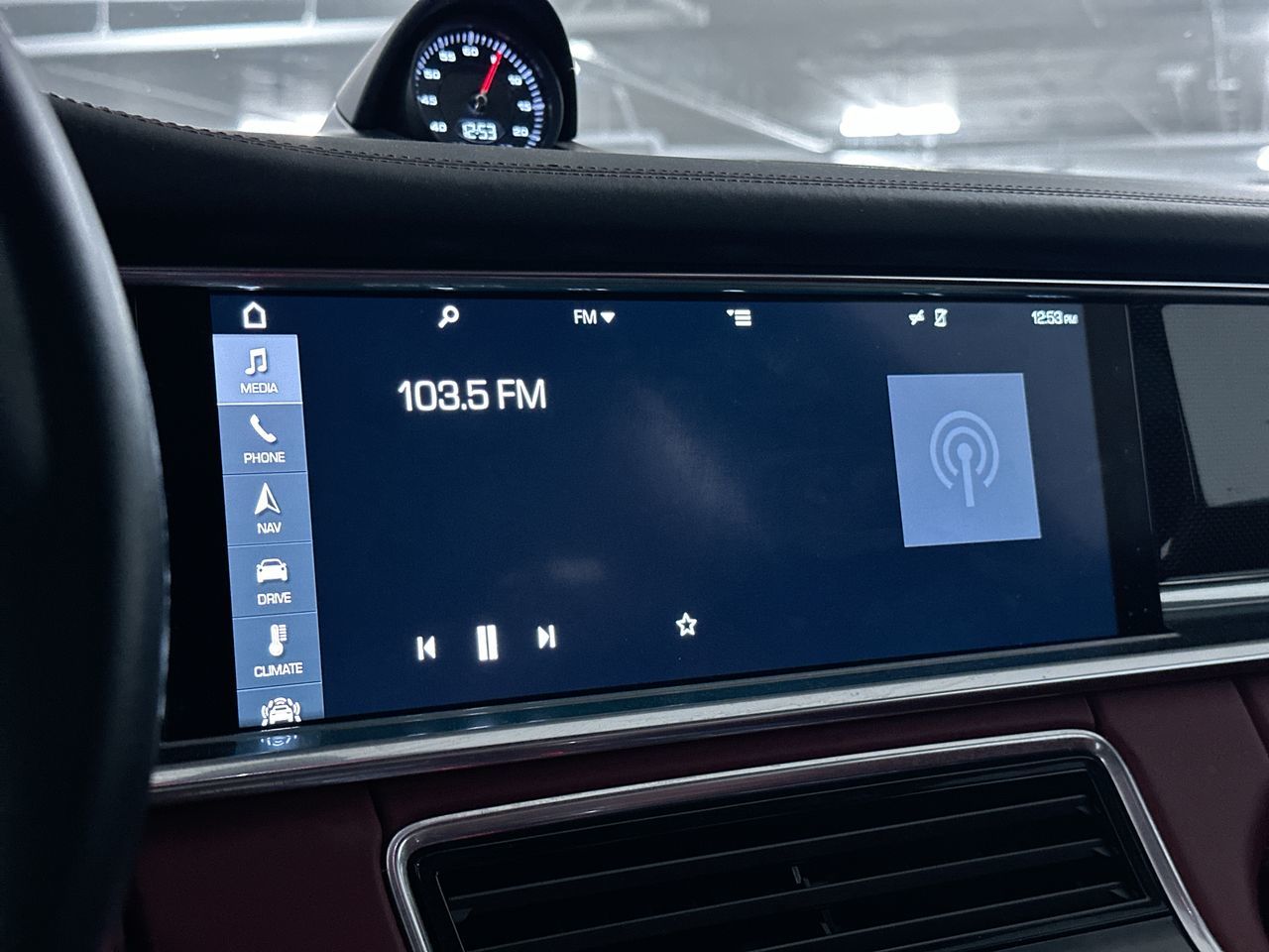 2017 Porsche Panamera