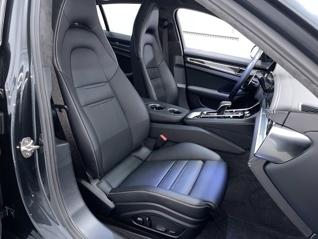2023 Porsche Panamera