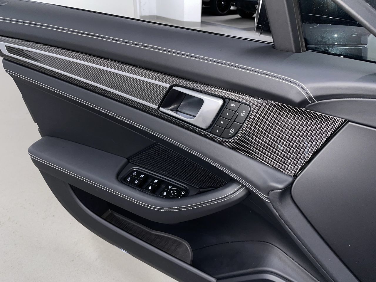 2023 Porsche Panamera