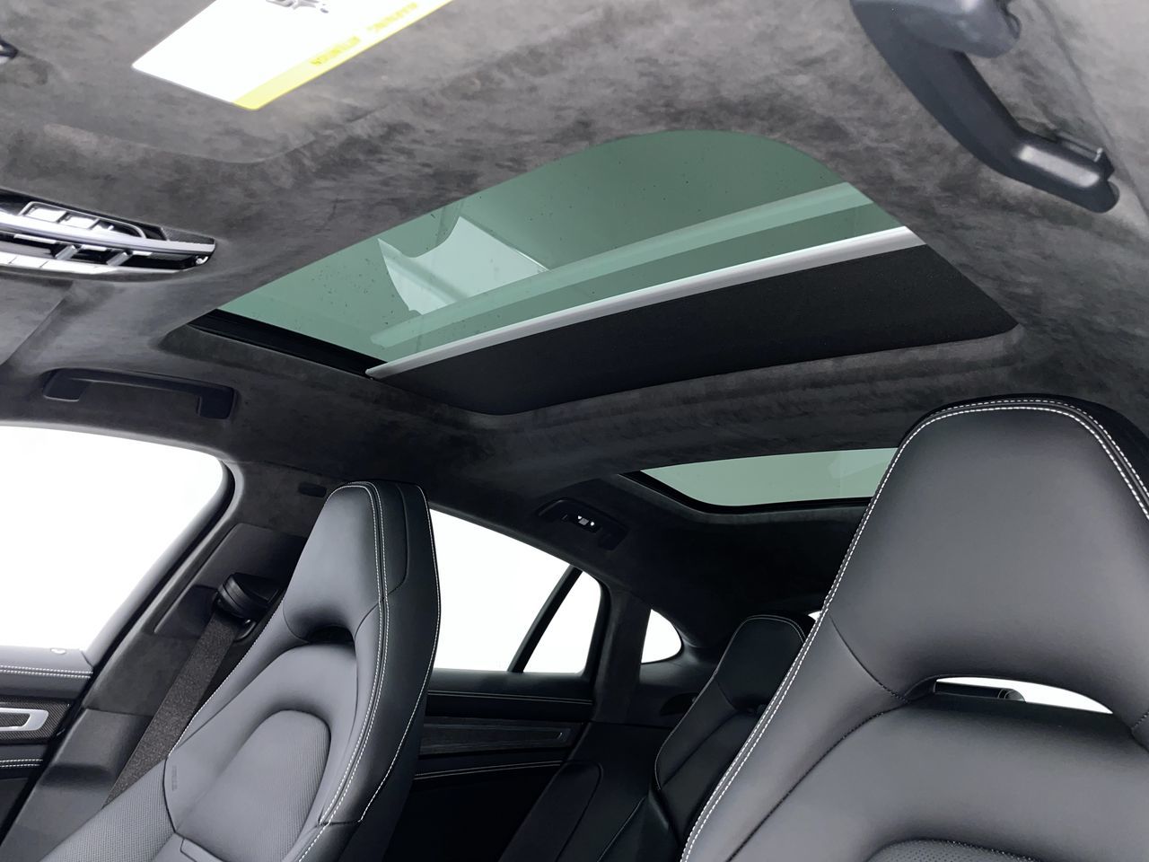 2023 Porsche Panamera