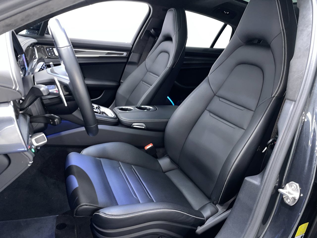 2023 Porsche Panamera