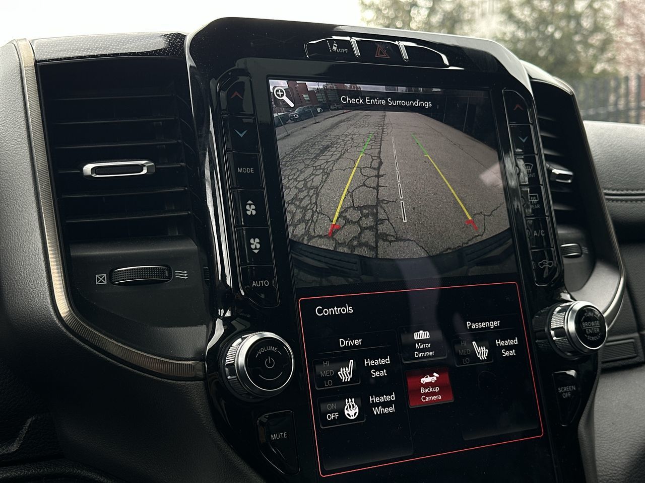 2020 Ram RAM 1500 Crew Cab 4x4 (DT)