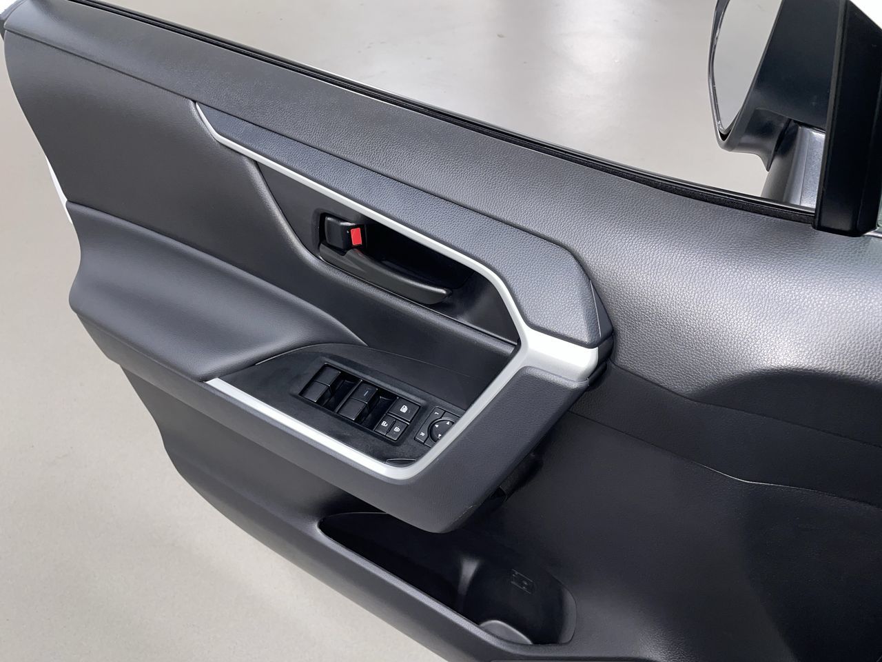 2025 Toyota RAV4 Hybrid