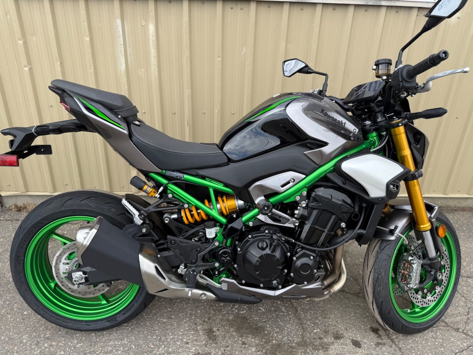 2025 Kawasaki Z 900 SE