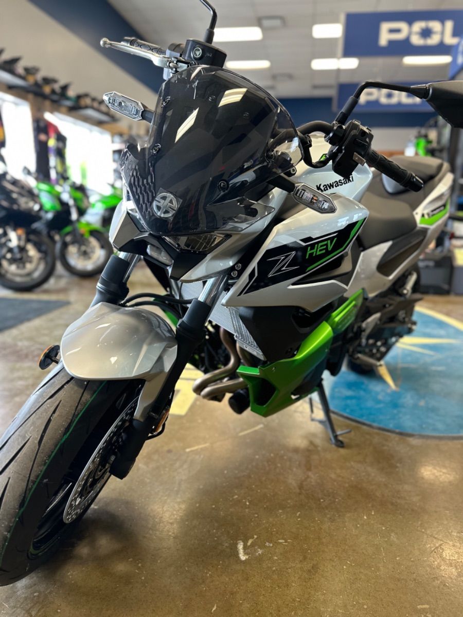 Kawasaki Z7 HYBRID  2024