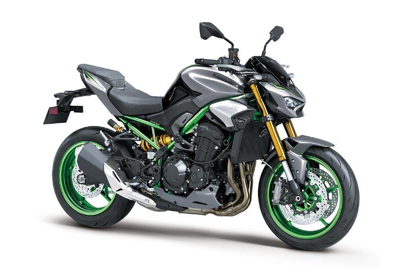 2025 Kawasaki Z900 SE