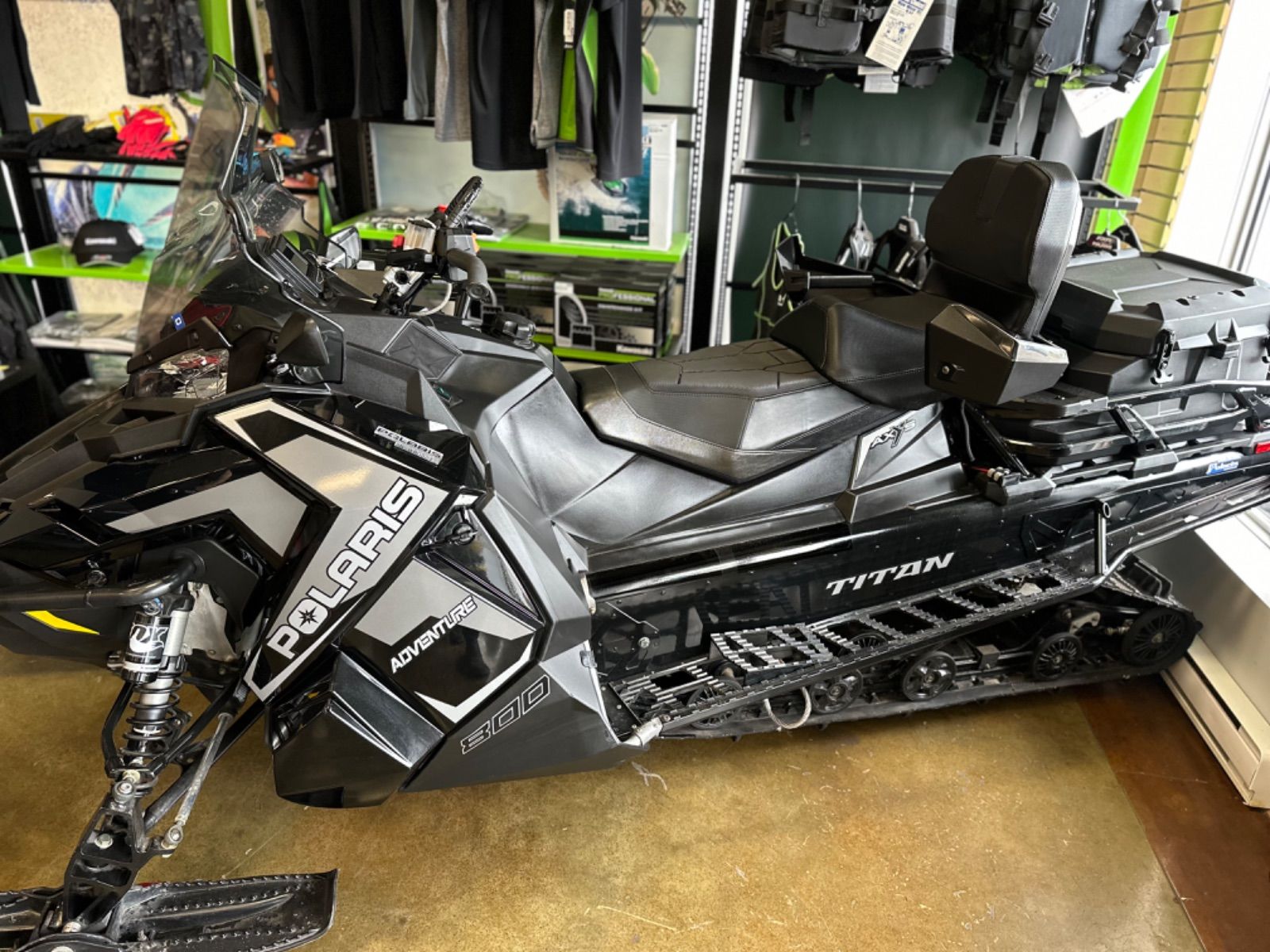 2022 Polaris TITAN ADVENTURE 155 X 1.5