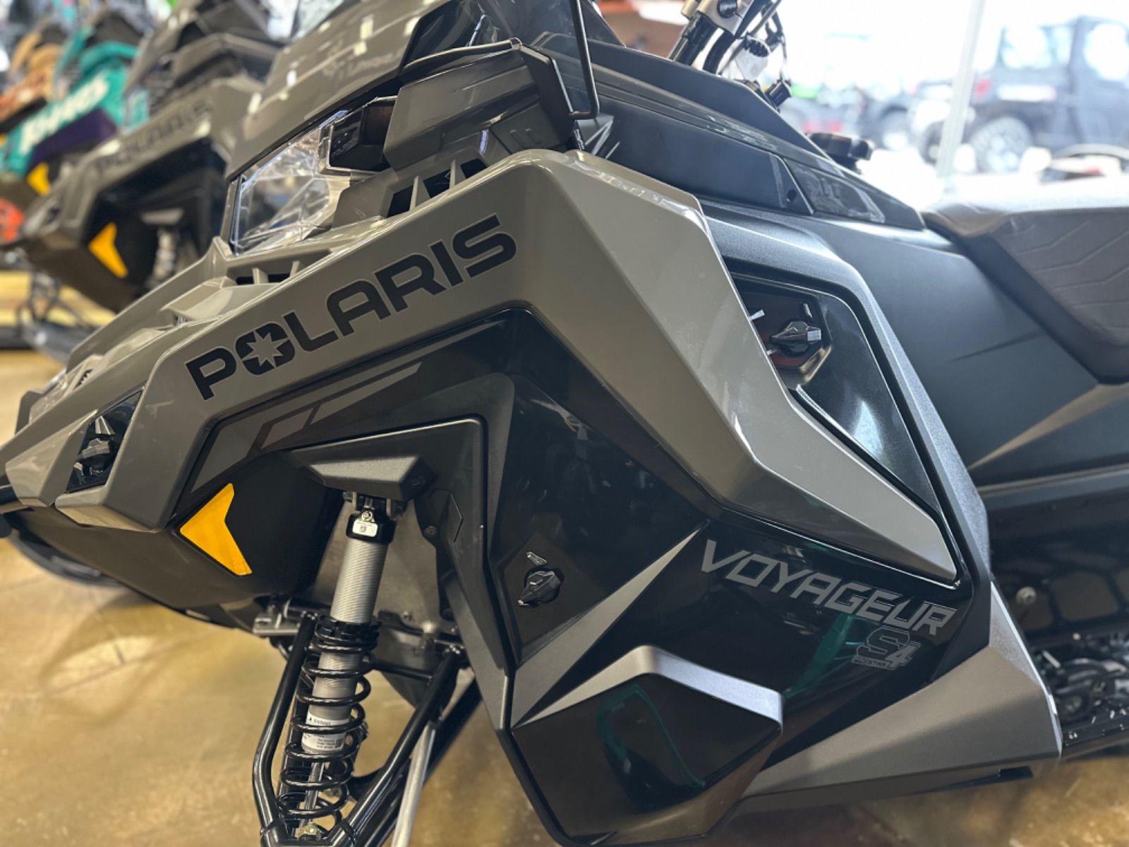 Polaris VOYAGEUR S4 146 X 1.35 2024