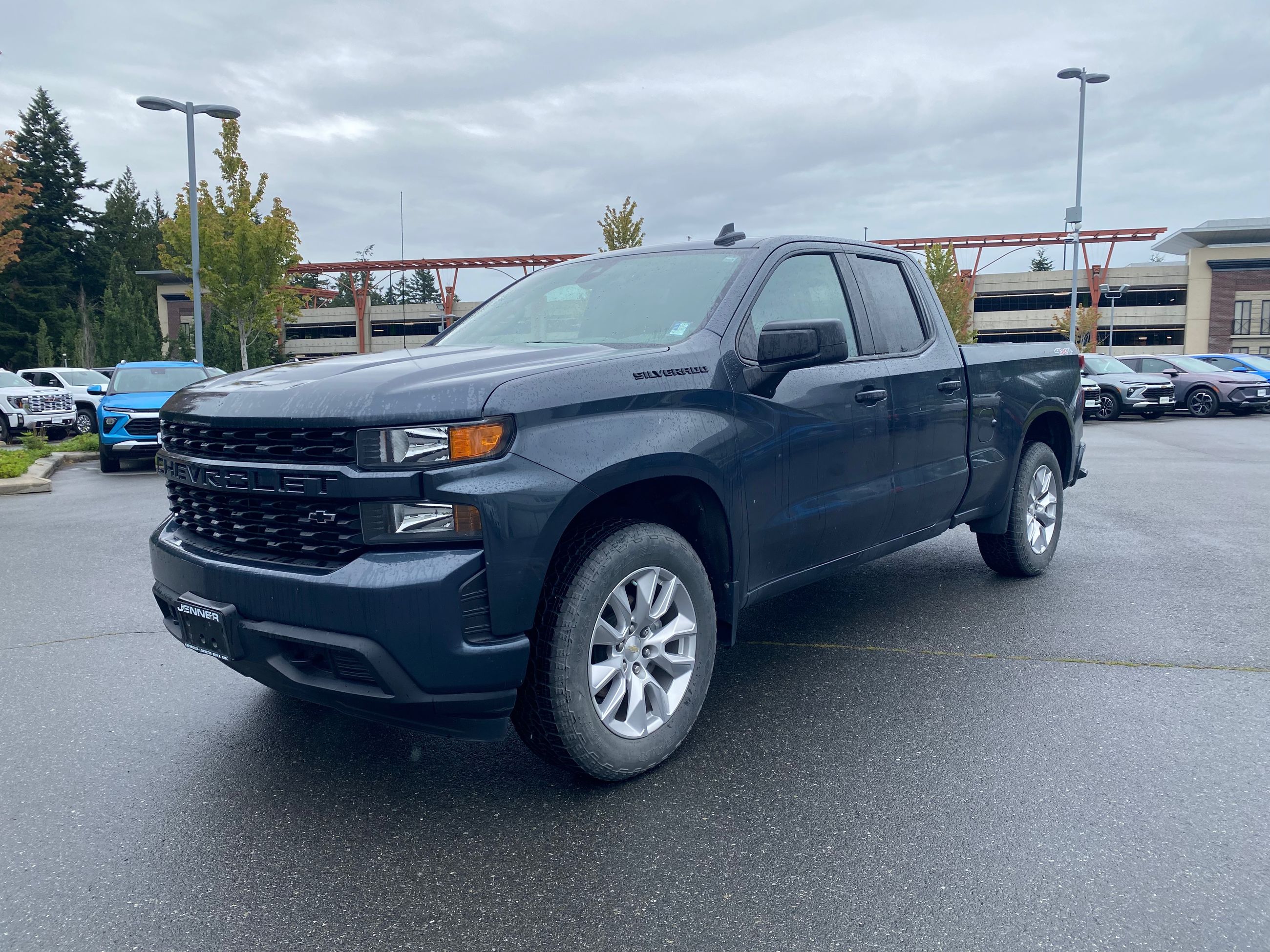2021 Chevrolet Silverado 1500 CUSTOM