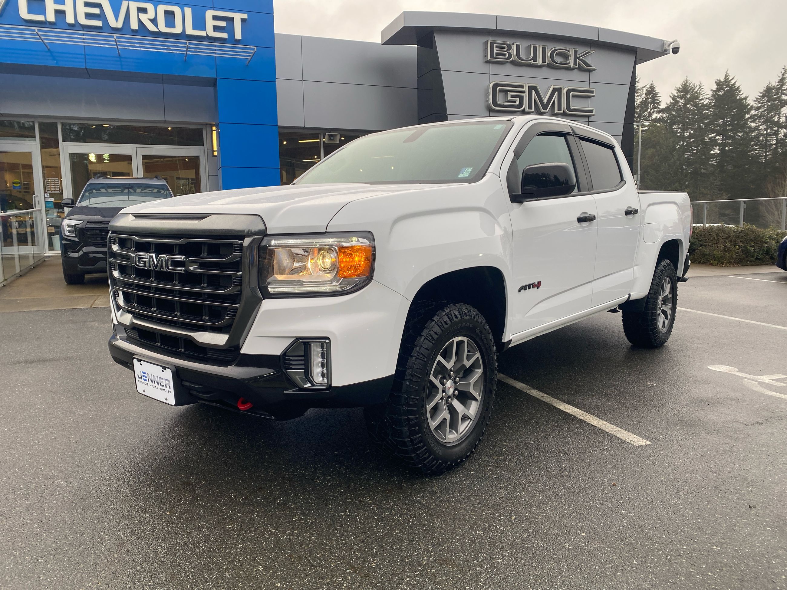 2022 GMC Canyon 4WD AT4 W/CLOTH