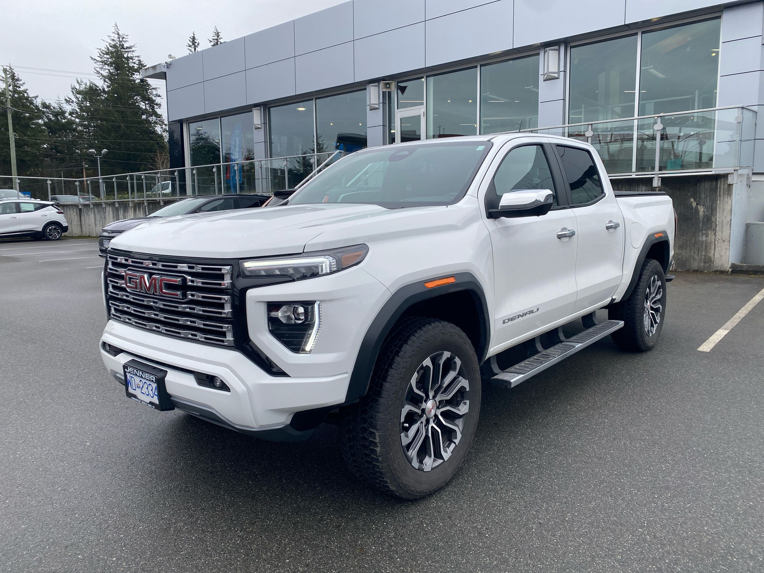 2024 GMC Canyon DENALI