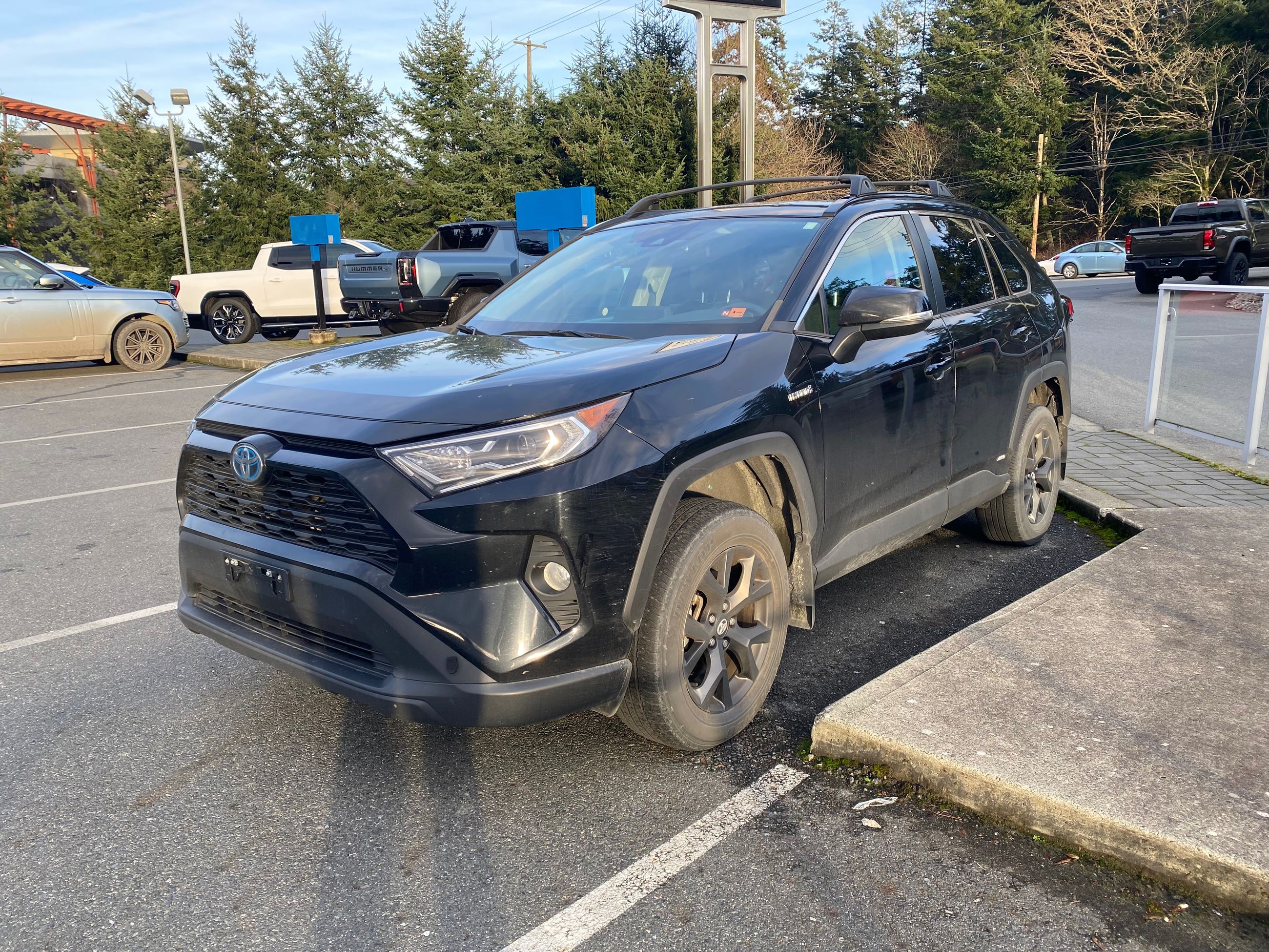 2021 Toyota RAV4 HYBRID XLE