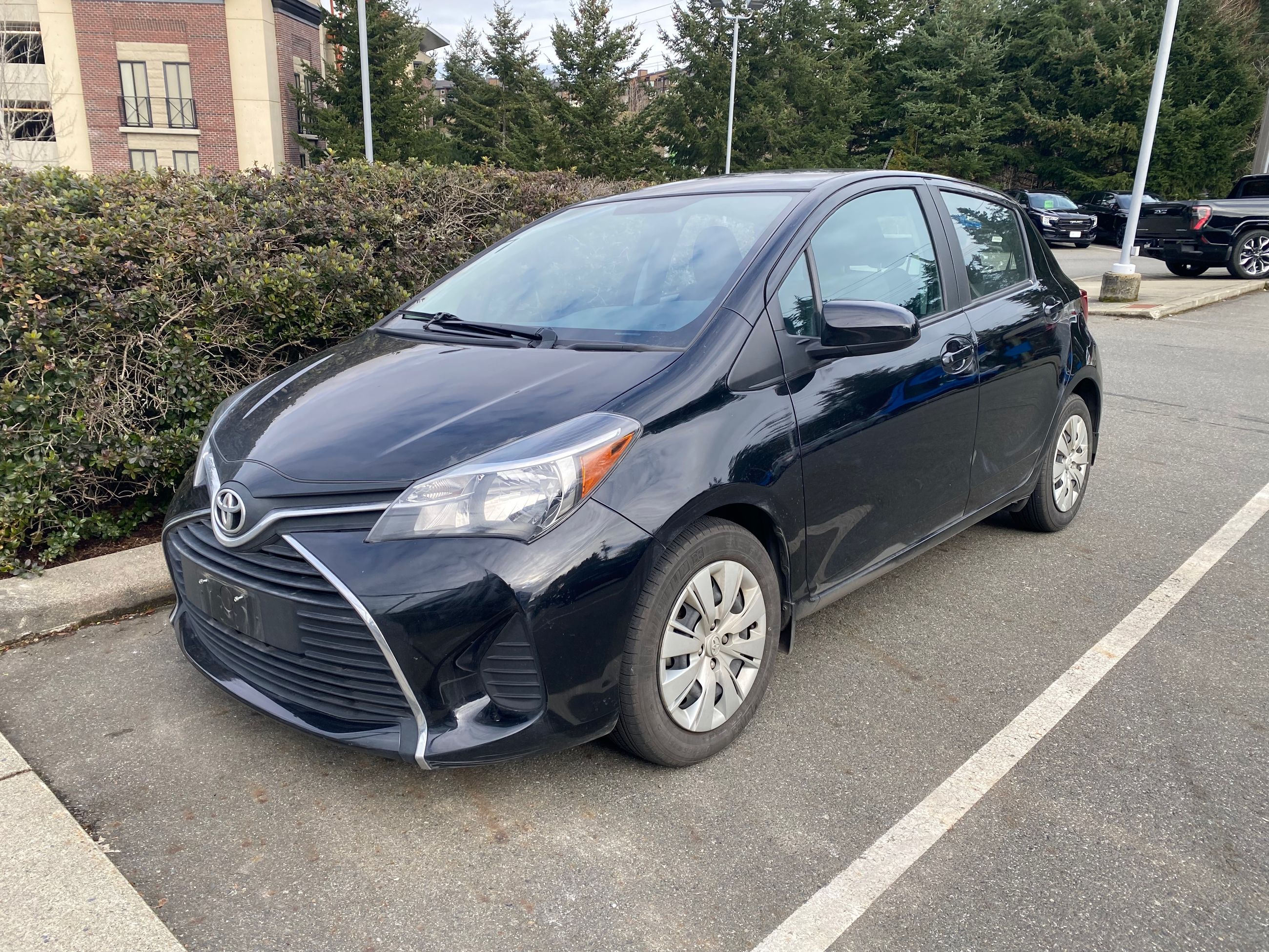 2016 Toyota Yaris LE