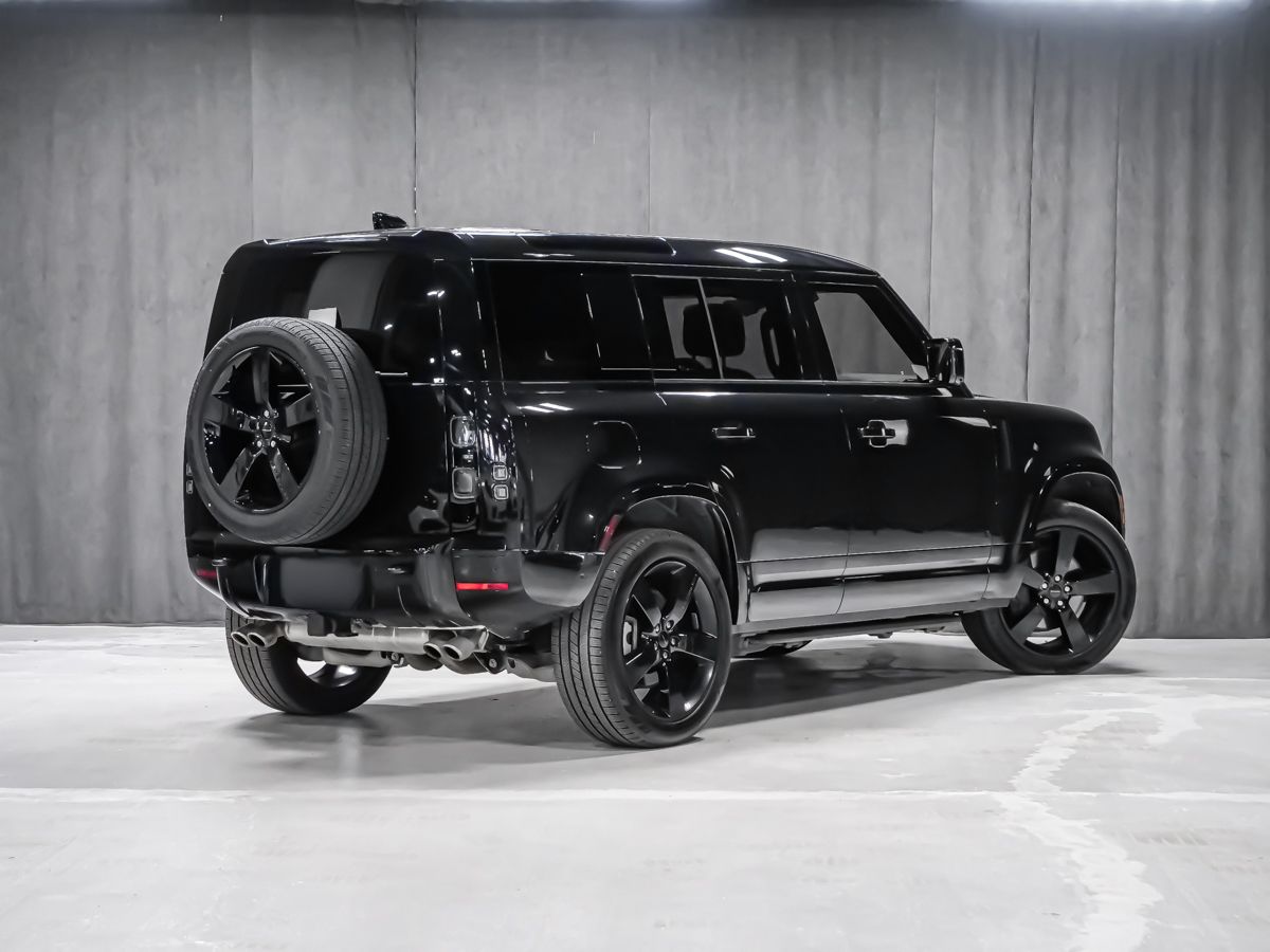 Land Rover Defender 2026