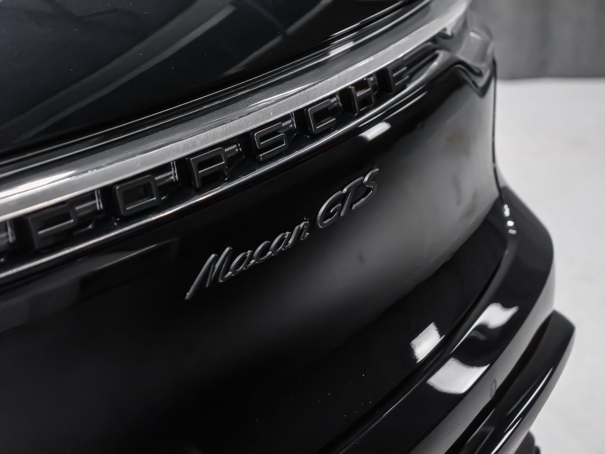Porsche Macan 2025 — photo 3