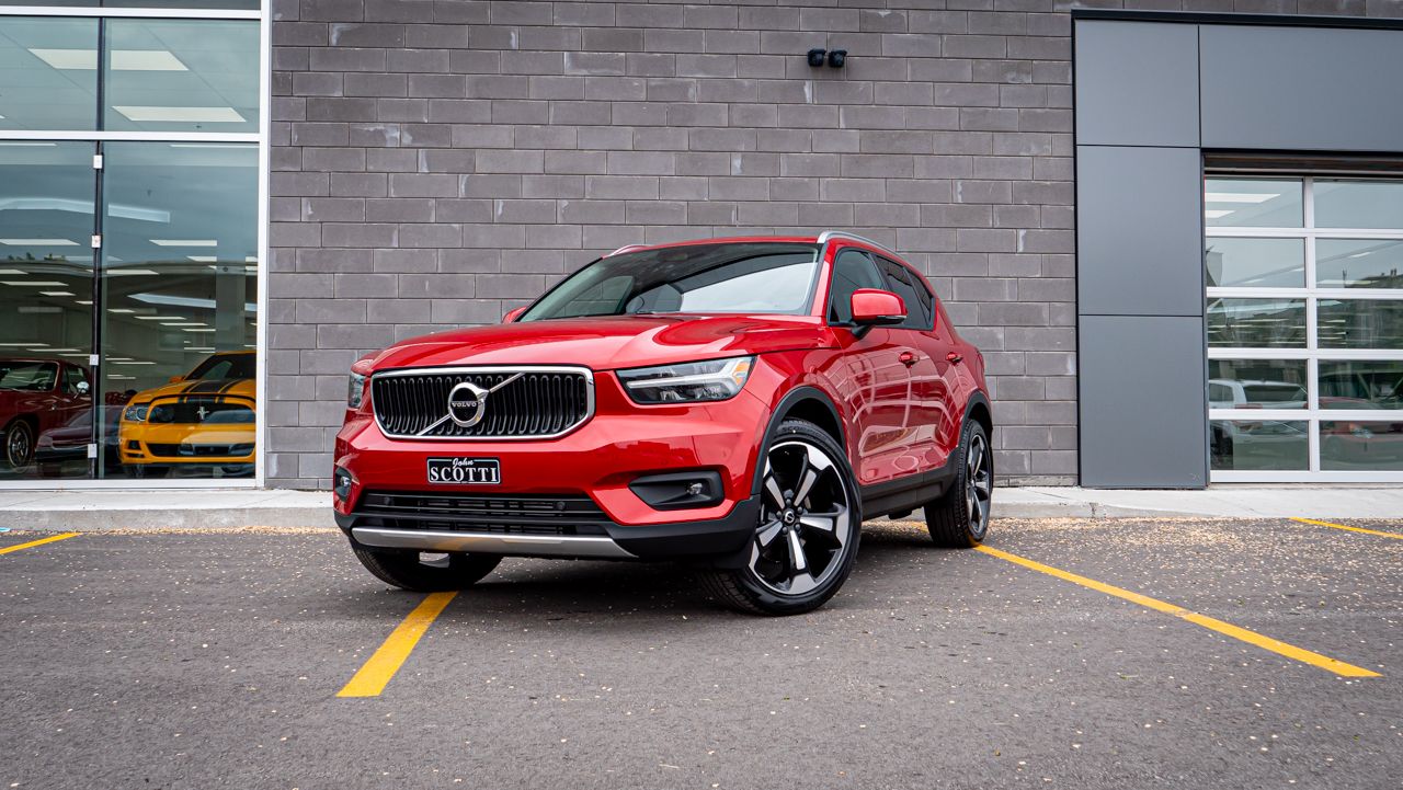 New 2021 Volvo Xc40 Momentum T5 52700 0 Volvo Cars Saint Leonard