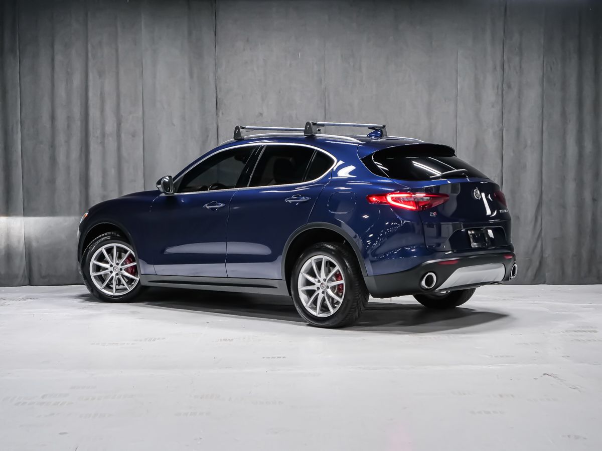 Alfa Romeo Stelvio 2018 — photo 2