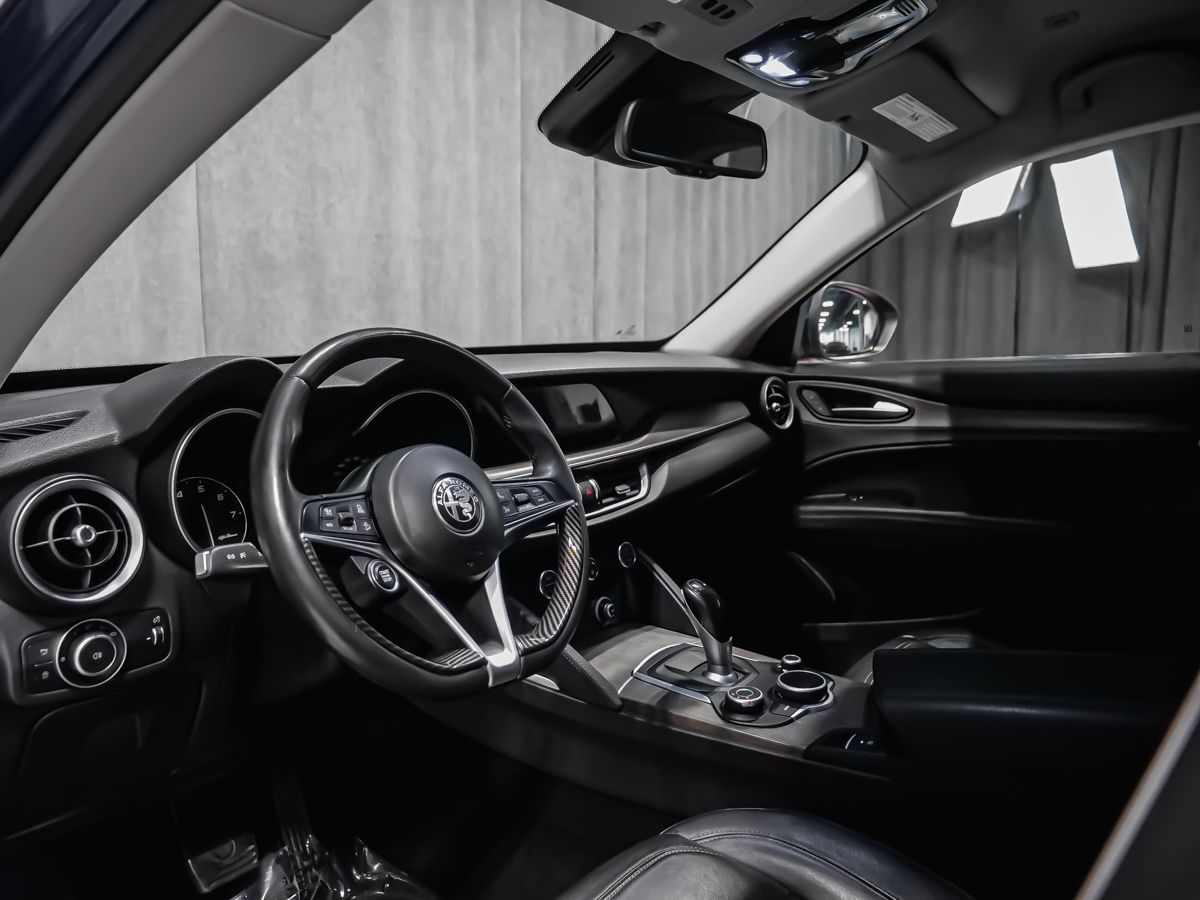 Alfa Romeo Stelvio 2018 — photo 7