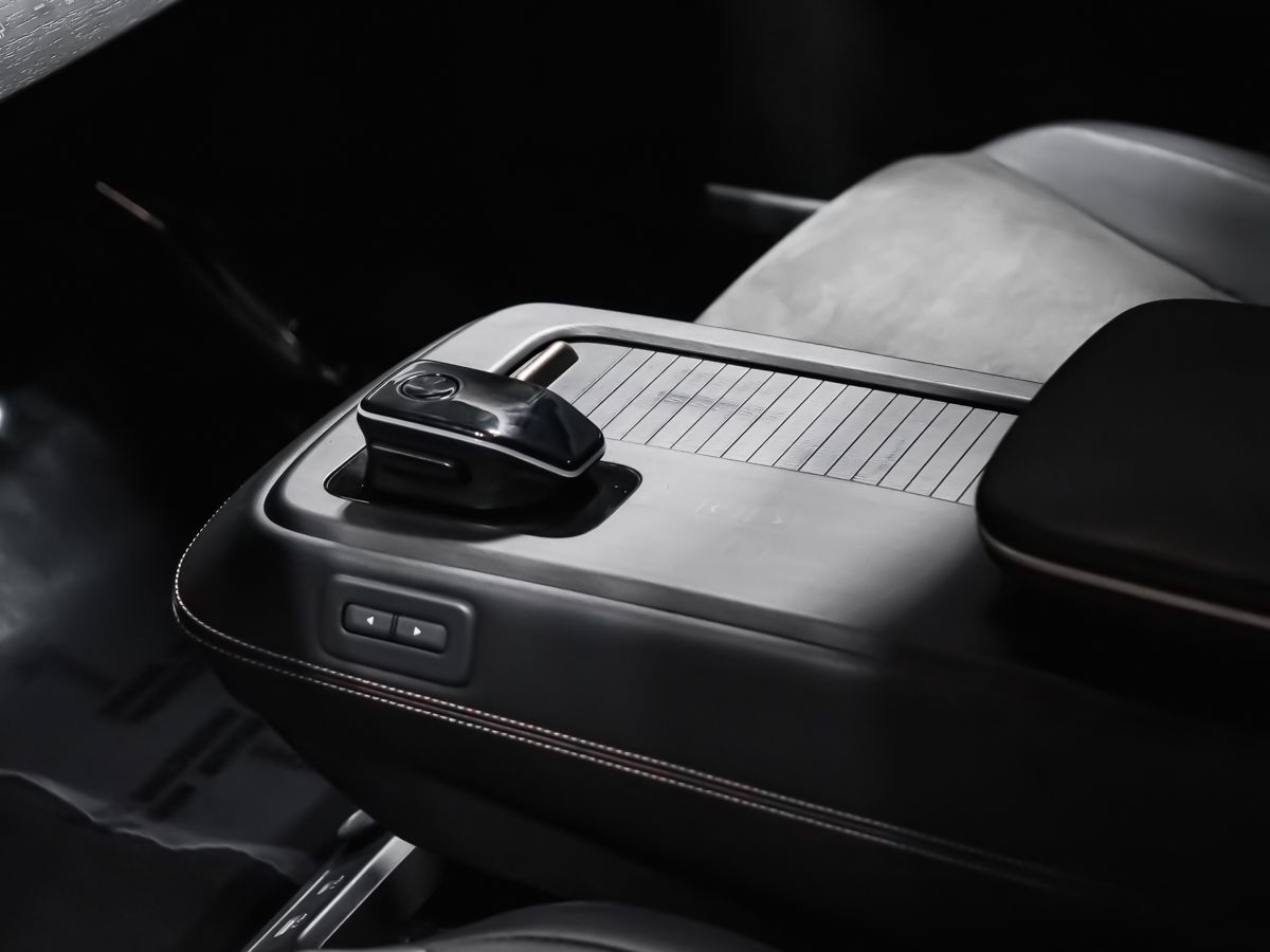 Nissan ARIYA 2023 — photo 5