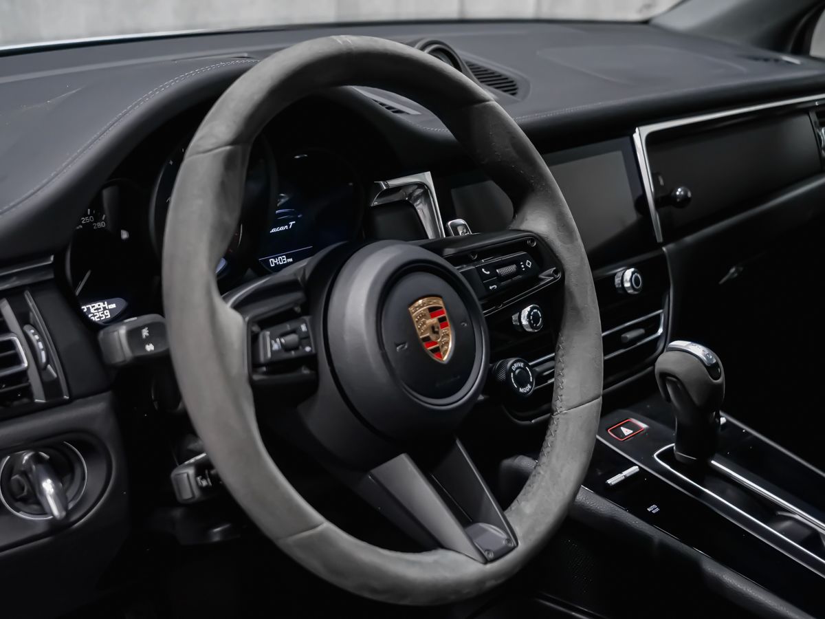Porsche Macan 2025 — photo 6