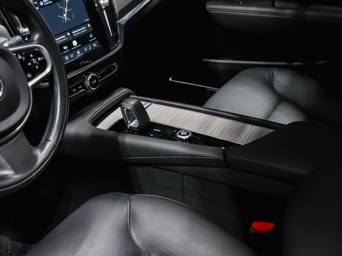 Volvo V90 Cross Country 2022 — photo 5
