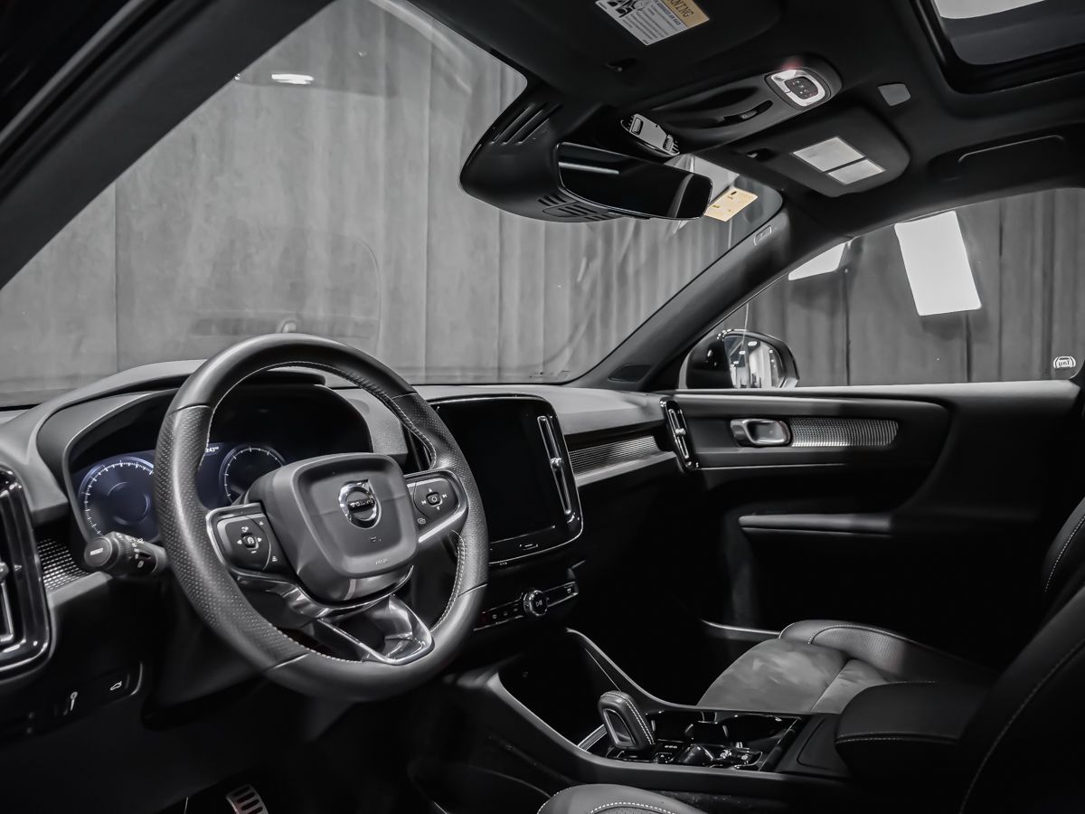 Volvo XC40 2021 — photo 4