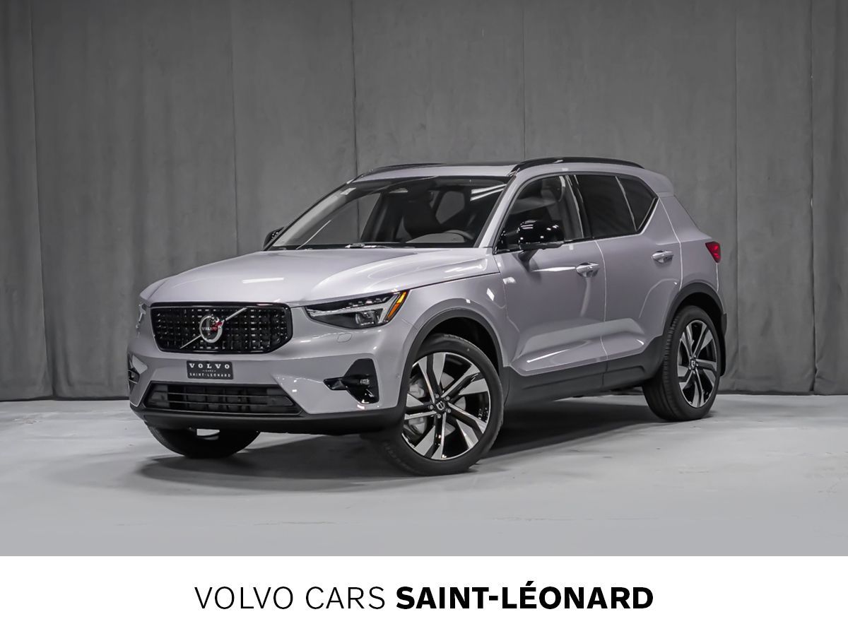 Volvo XC40 2026 Plus (th&egrave;me fonc&eacute;) &ndash; stock V26218