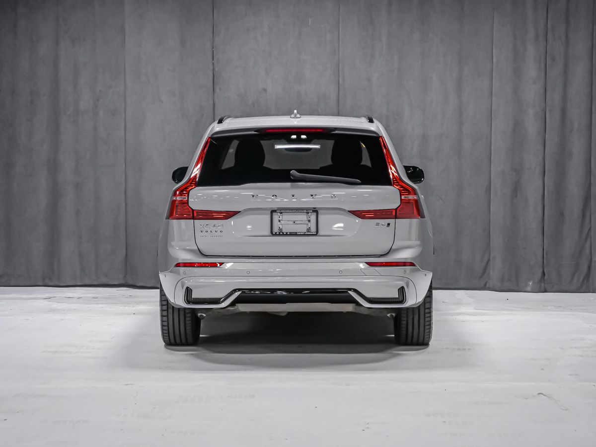 Volvo XC60 2023 — photo 3