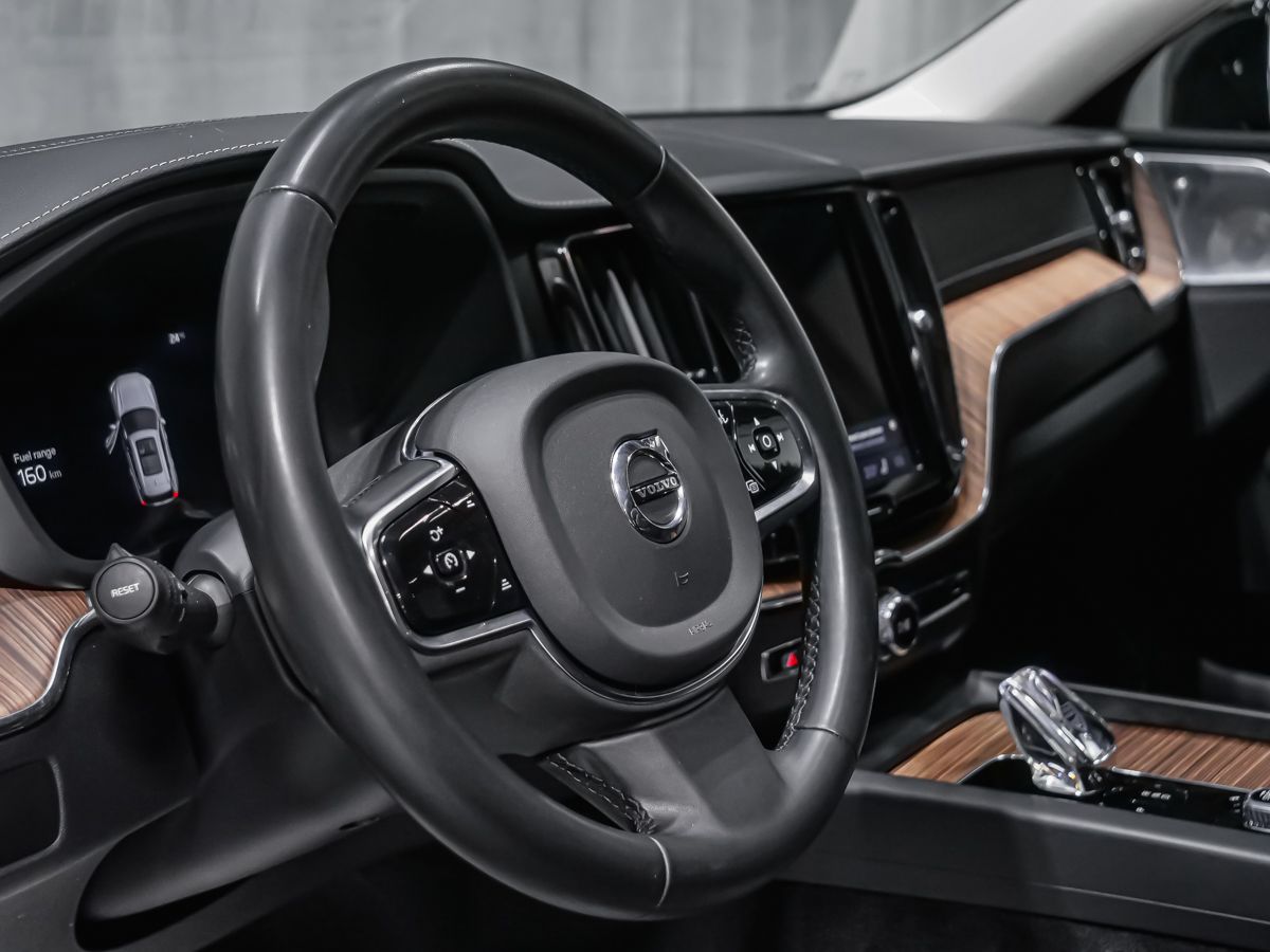 Volvo XC60 2023 — photo 6