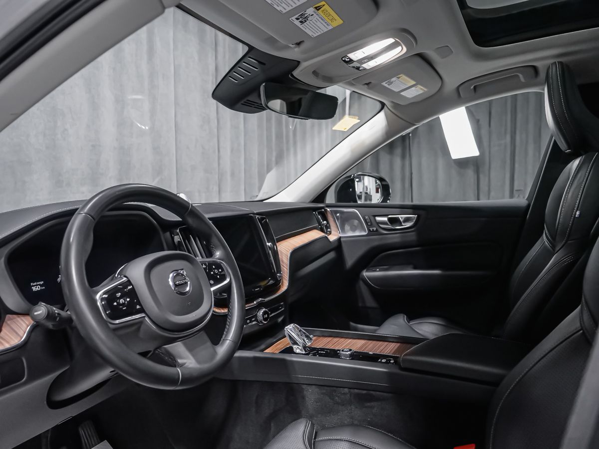Volvo XC60 2023 — photo 4