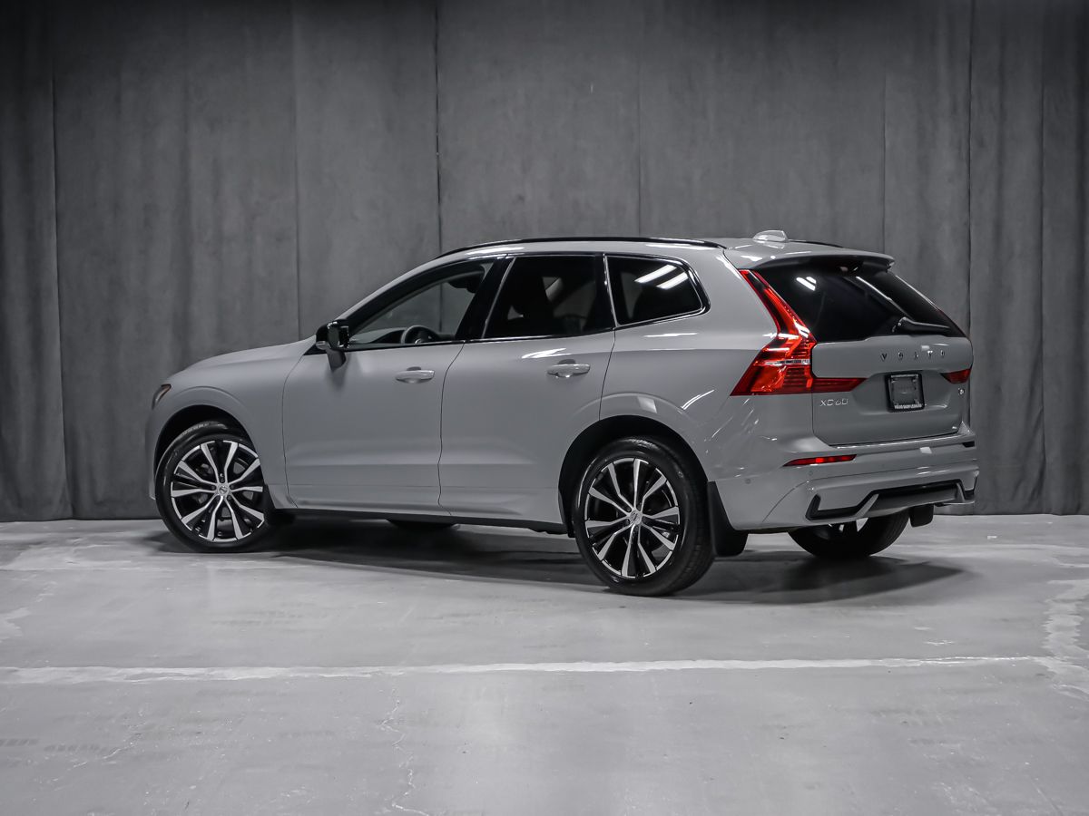 Volvo XC60 2024 — photo 2