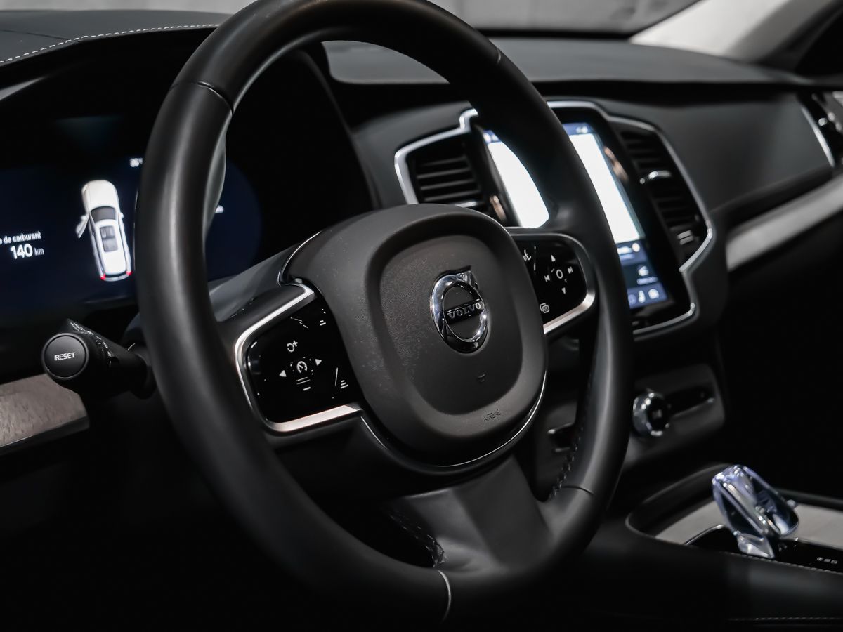 Volvo XC90 Plug-In Hybrid 2025 — photo 7