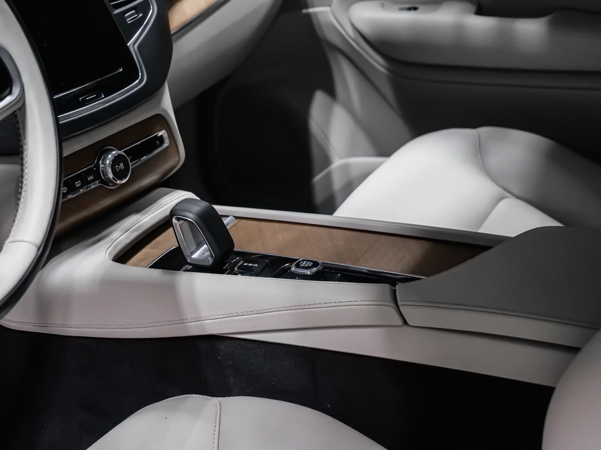 Volvo XC90 Recharge 2022 — photo 5