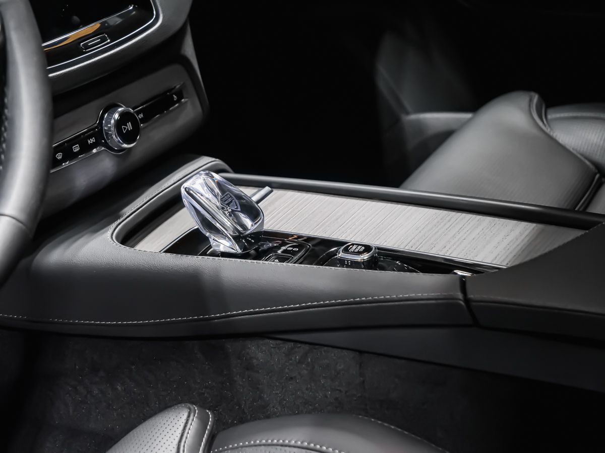 Volvo XC90 2024 — photo 5